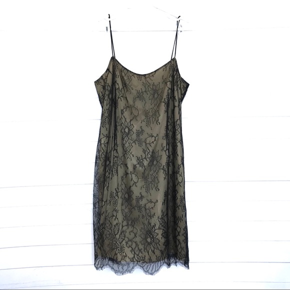 Rickie Freeman for Teri Jon Dresses & Skirts - Rickie Freeman for Teri Jon Lace Dress